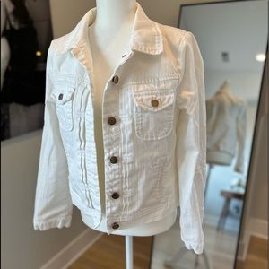 Distressed White Jean Jacket / Worn once / perfect condition